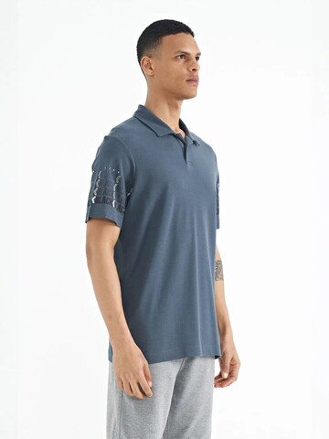 Tommy Life Shirt in Grey
