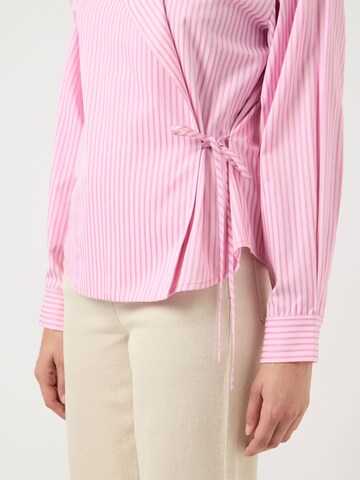 YAS Blouse in Lila