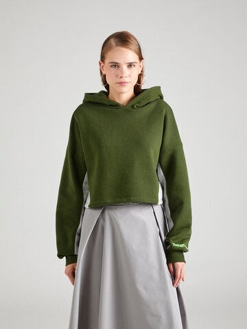 Sweat-shirt 'RAFINE' The Jogg Concept en vert : devant