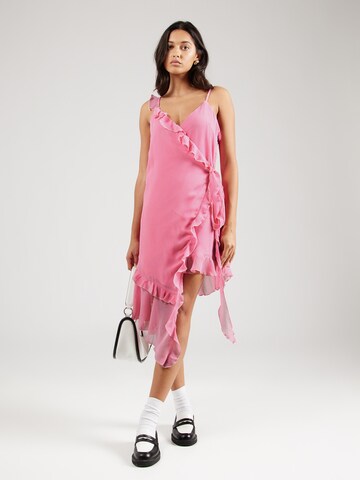 Monki Dress in Pink: front