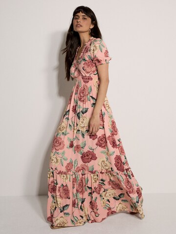 Abito ' ' di Apricot in rosa: frontale