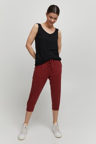Tapered Pantaloni con pieghe 'Pandina' di b.young in rosso