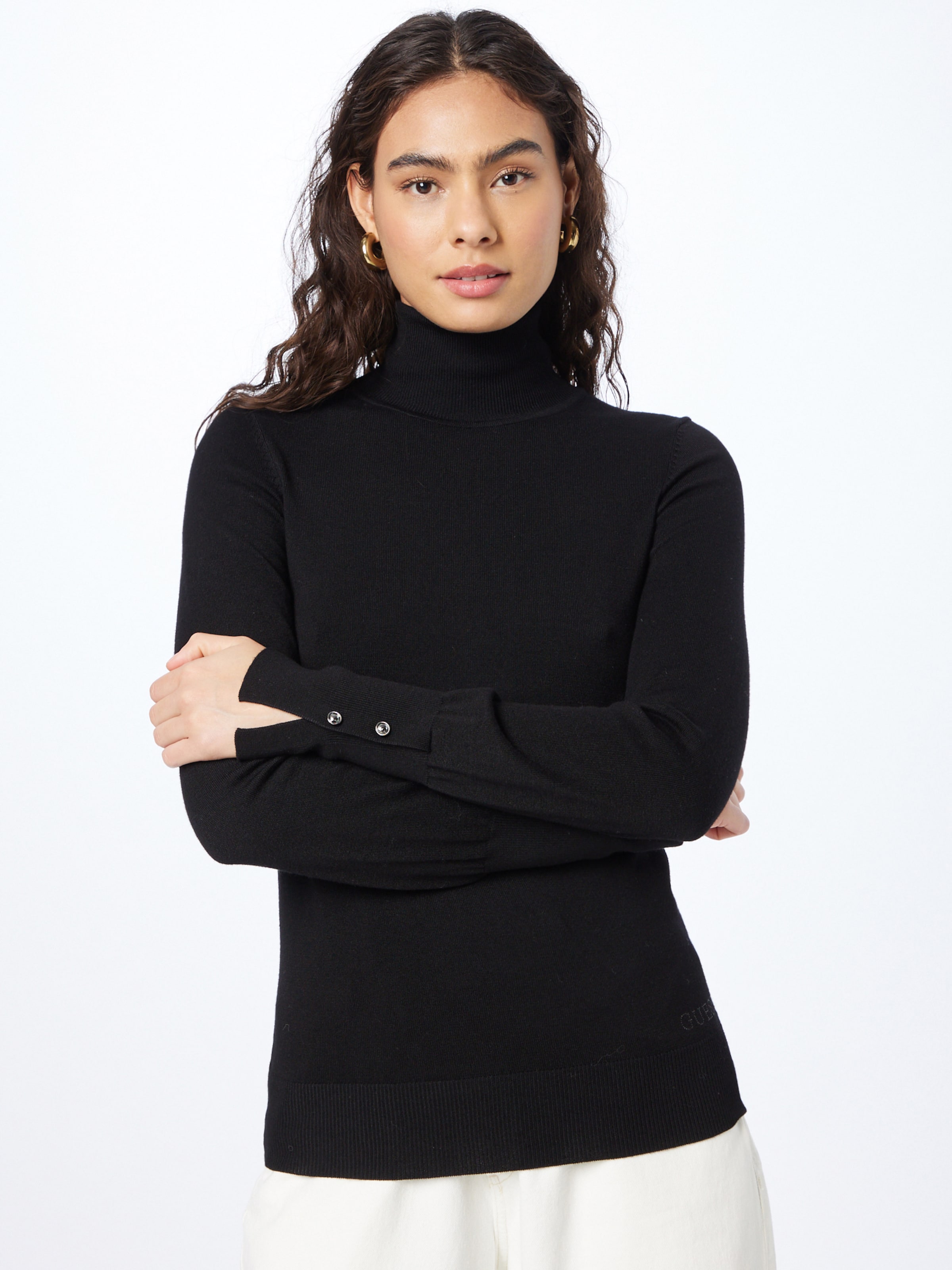 Guess knitwear sales