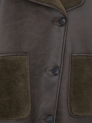Pull&Bear Overgangsjakke i brun