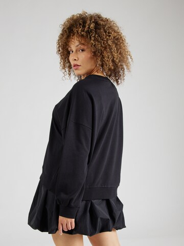 Noisy May Curve Sweatshirt in Black