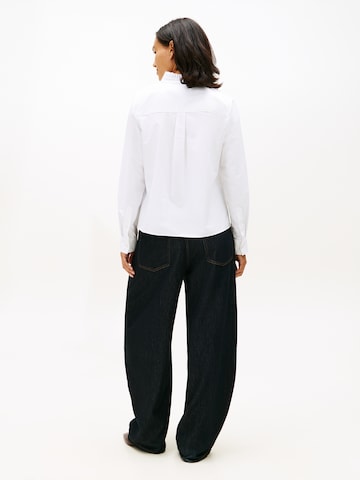 TOMMY HILFIGER Блуза в бяло