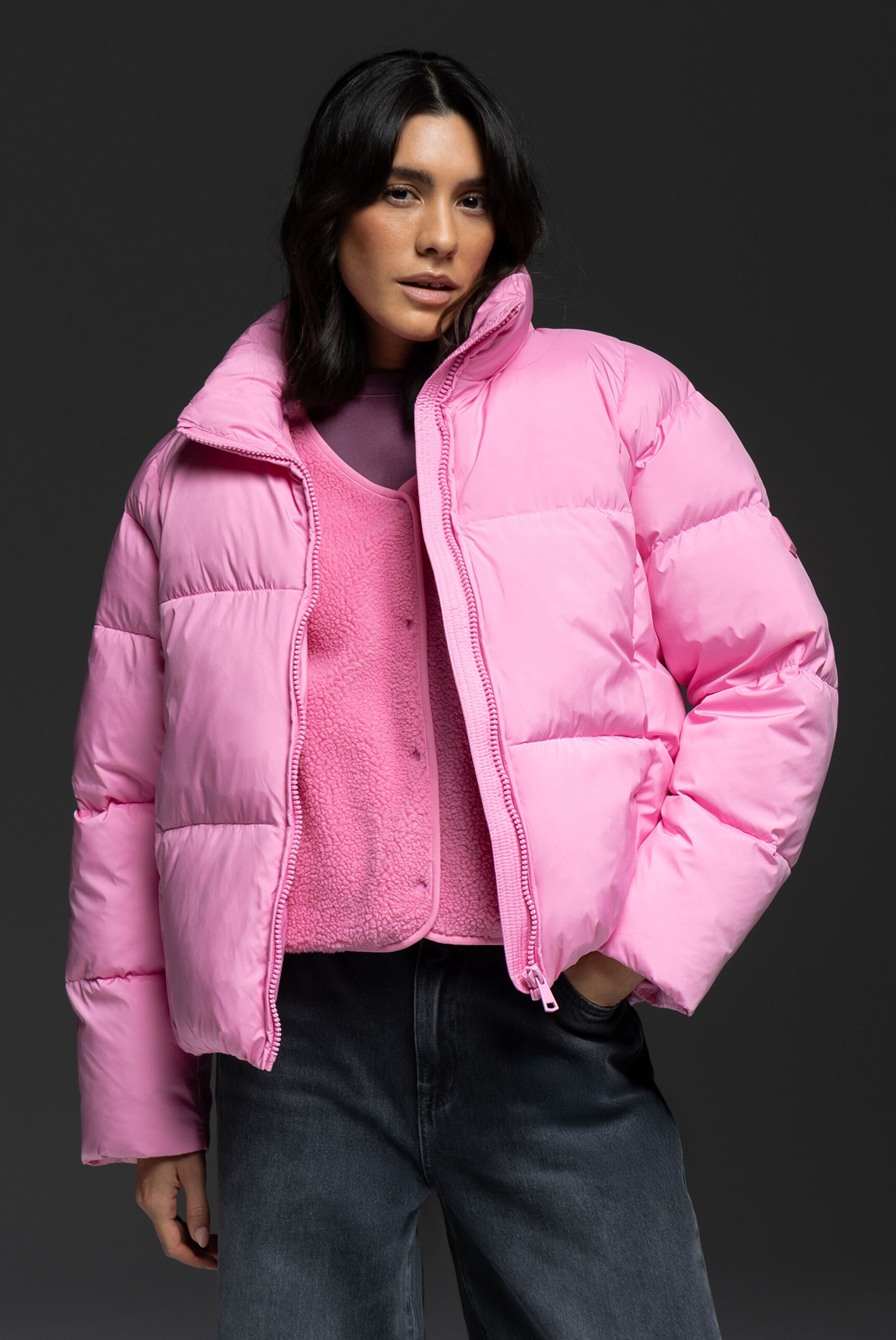 SENSES.THE LABEL Kurze Steppjacke ON:ION mit Stehkragen in Pink