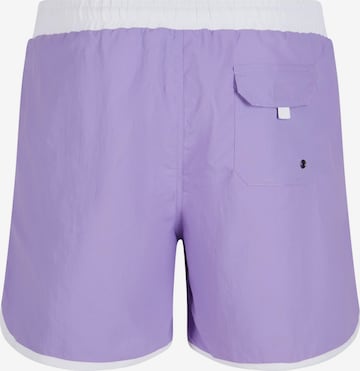 Urban Classics Zwemshorts in Lila