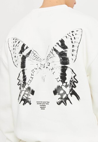 Multiply Apparel Sweatshirt in Wit