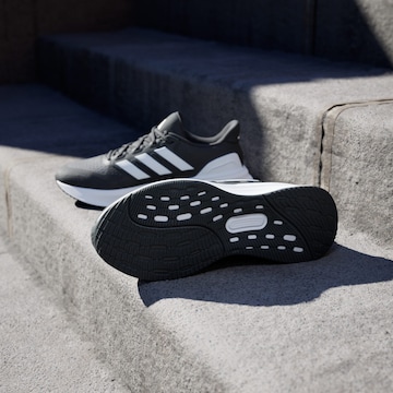 ADIDAS PERFORMANCE Bežecká obuv 'Ultrabounce 5' - Čierna