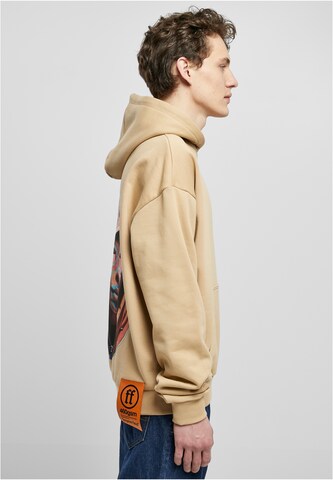 Forgotten Faces Sweatshirt in Beige