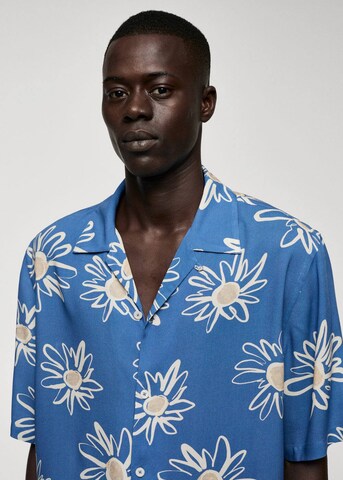 MANGO MAN Regular fit Button Up Shirt 'Girasol' in Blue
