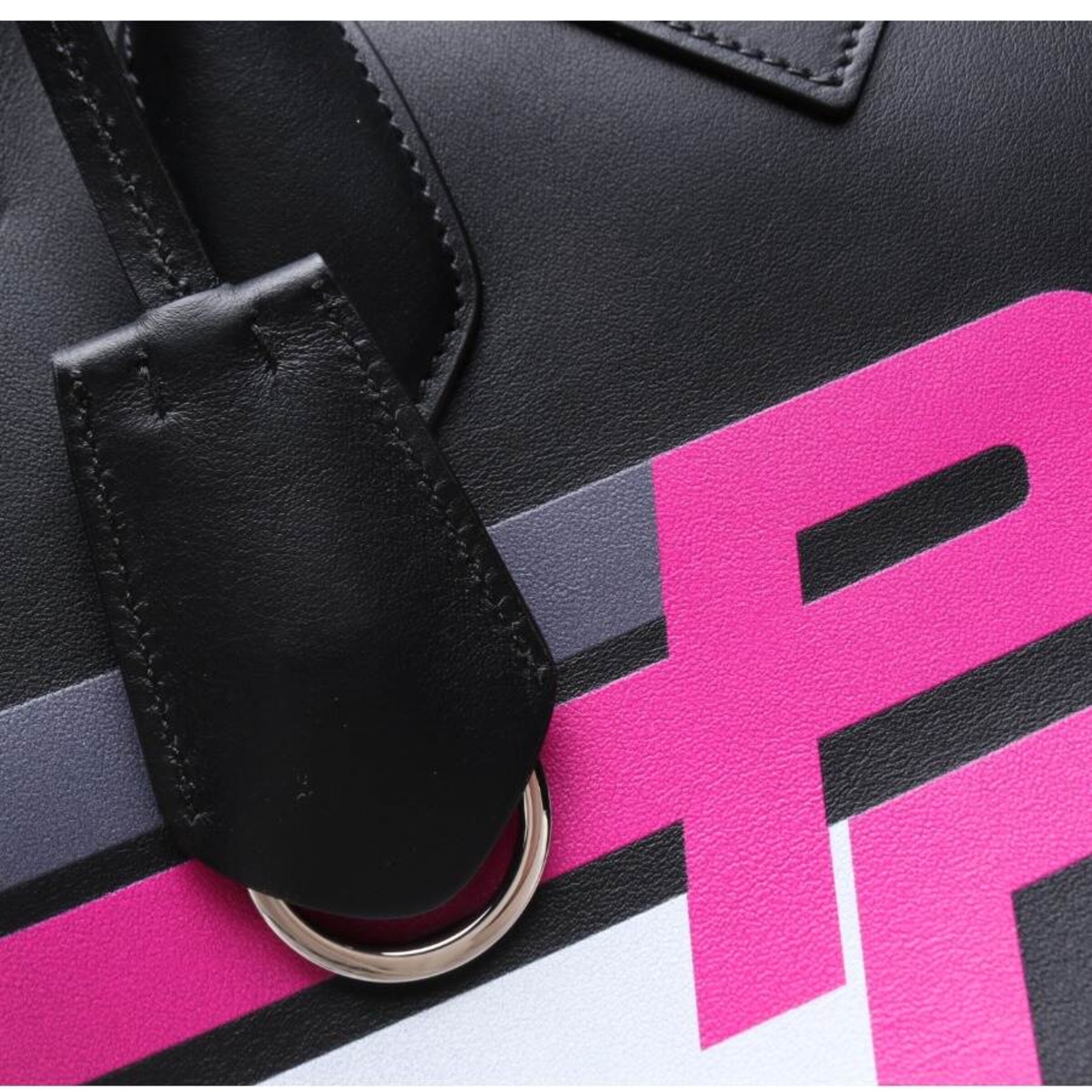 PRADA Handtasche One Size in Schwarz