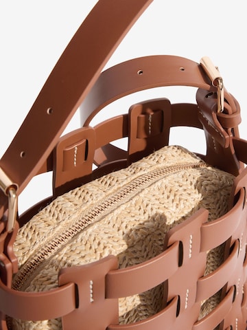 love & roses Crossbody Bag in Brown