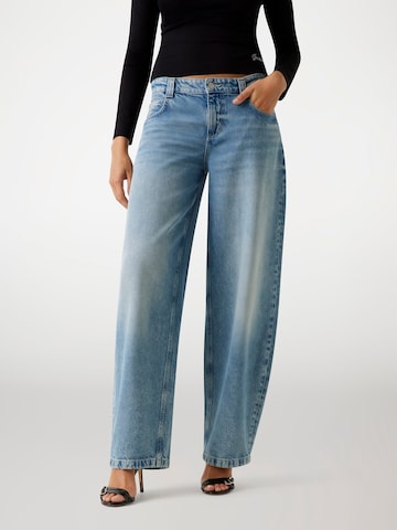 GUESS Loosefit Jeans 'Baggy Balloon' in Blau: Vorderseite