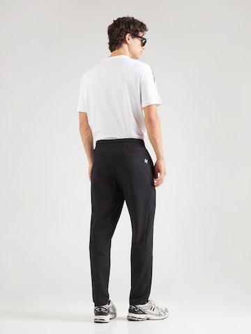 EA7 Emporio Armani Regular Urheiluhousut 'VENTUS7' värissä musta