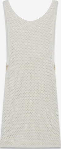 GUESS Beach Dress in White | ABOUT YOU GUESS Beach Dress in White | ABOUT YOU
