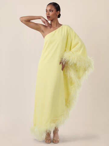 APART Evening Dress in Yellow