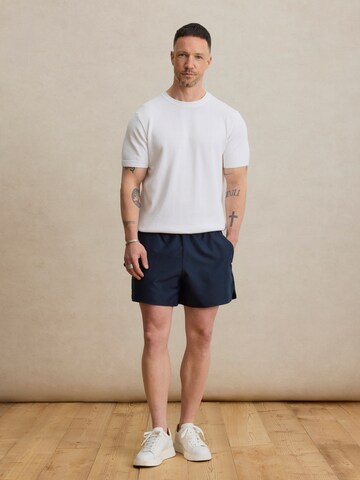 DAN FOX APPAREL Футболка 'Matteo' в Белый