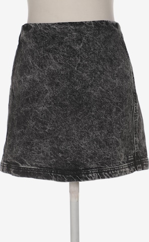 BDG Urban Outfitters Skirt in S in Black: front