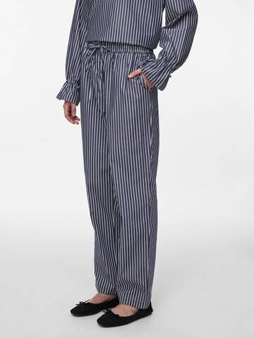 PIECES Regular Hose 'PCPenny' in Blau: Vorderseite