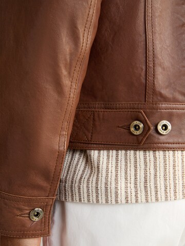 JOOP! Jeans Between-Season Jacket in Brown