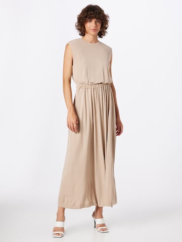 IVY OAK Kleid 'MARILEN' in Grau: Vorderseite
