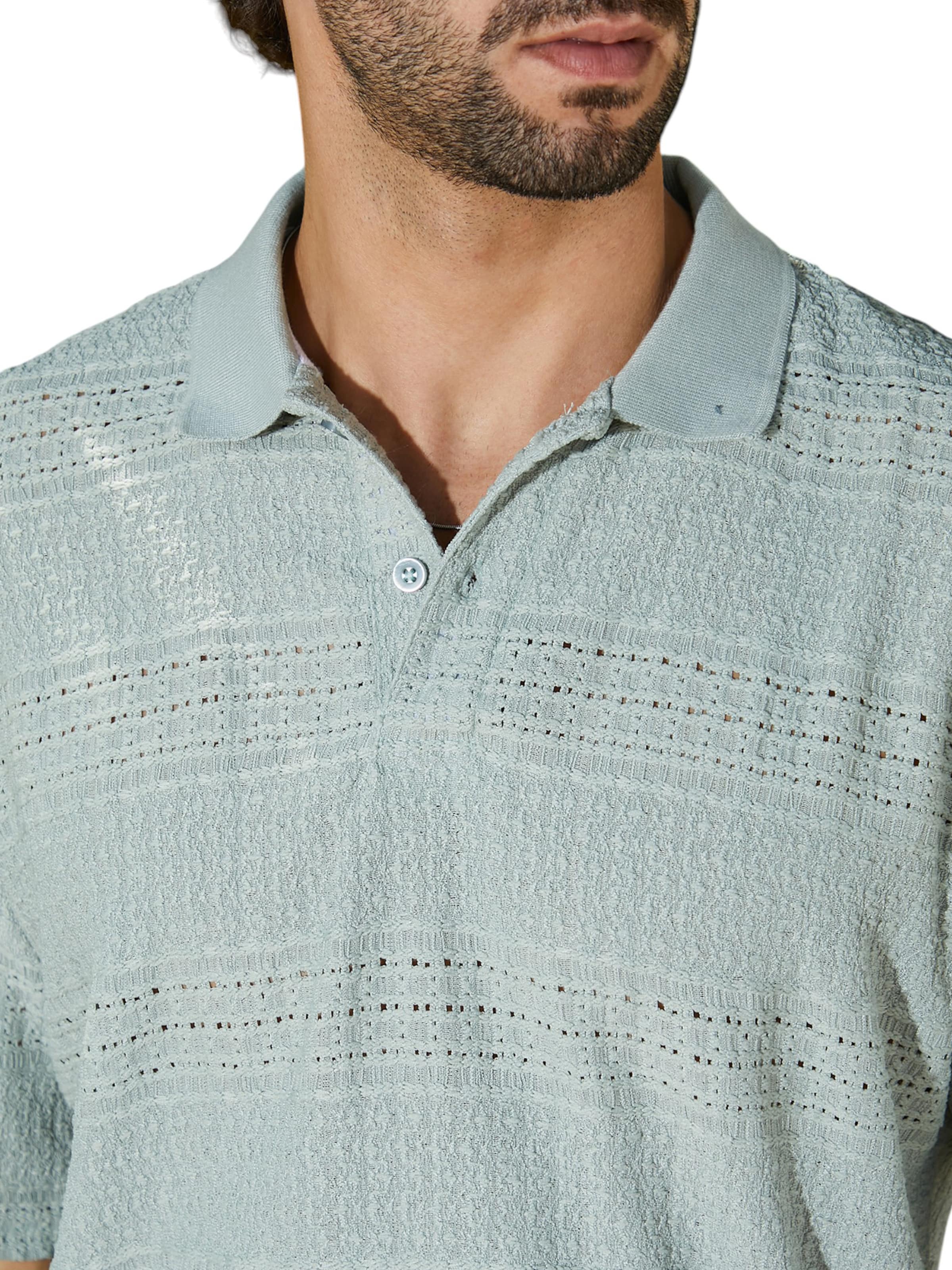 Campus Sutra Shirt in Green