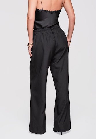 Ombre Loose fit Trousers 'OW-COLC-0113' in Black