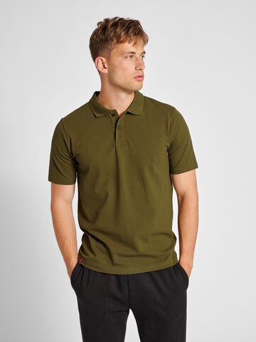 T-Shirt Hummel en vert : devant