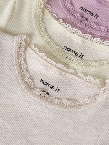 NAME IT - Pijama entero/body en amarillo