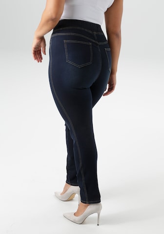 Aniston Skinny Jeans in Blue
