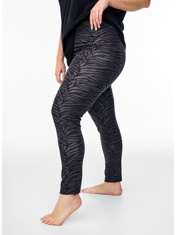 Skinny Leggings di Zizzi in nero: frontale