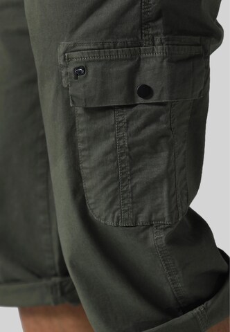 Regular Pantalon cargo 'Hykeham' 883Police en vert