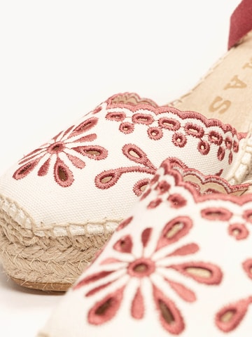 Alhamas Sandal 'Alpargata Cuña 10 cm' in Red