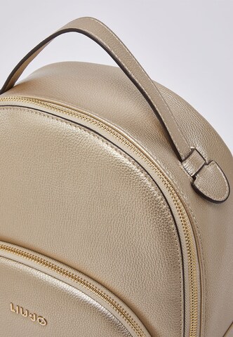 Liu JoRuksak 'Better' - zlatna boja