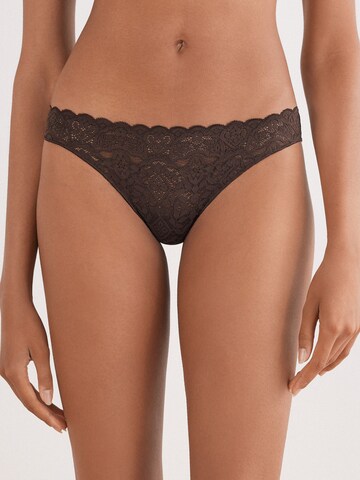 INTIMISSIMI Panty 'Brazilian' in Brown: front