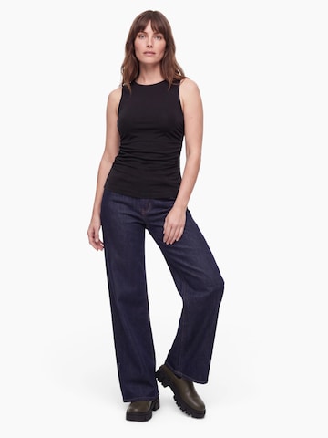 Top 'Gianna' de la ABOUT YOU pe negru
