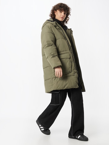 Carhartt WIP Winter coat 'Erie' in Green