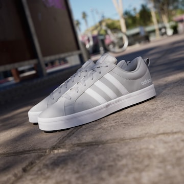 Baskets basses 'VS Pace 2.0' ADIDAS SPORTSWEAR en gris