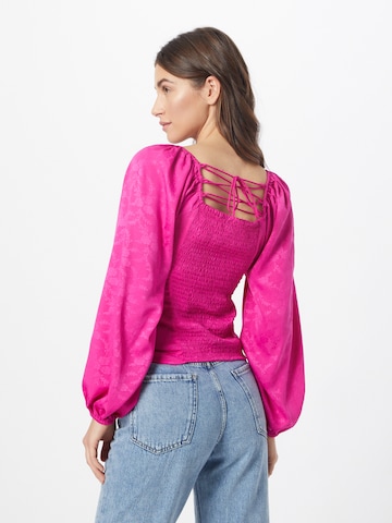 Dorothy Perkins - Blusa em rosa