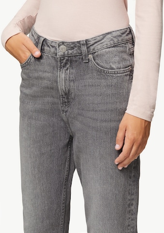 QS Tapered Jeans 'Tizie' in Grey
