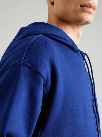 Nike Sportswear Sweatshirt 'CLASSICS' in Blau