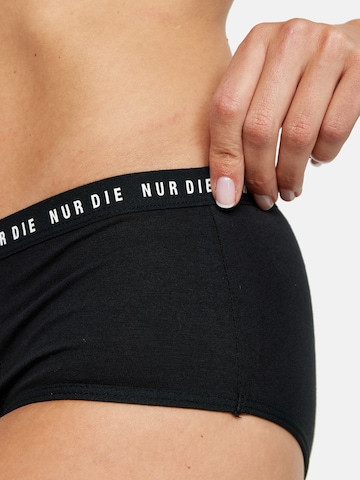 Nur Die Broekje ' Alles Geregelt Menstruations-Panty medium' in Zwart