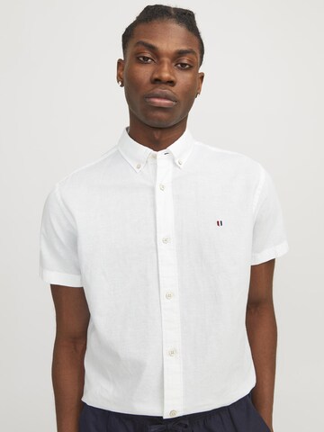 Coupe slim Chemise 'SUMMER' JACK & JONES en blanc