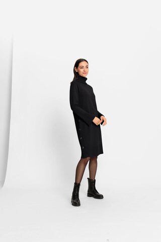 Robes en maille heine en noir