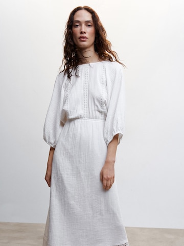 MANGO Sukienka 'Spirit' w kolorze biały: przód