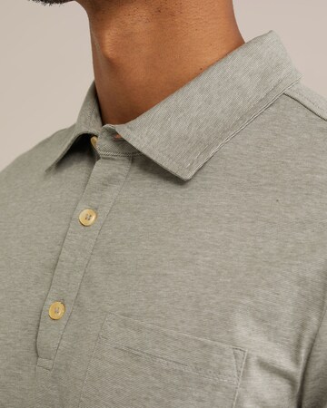 Tricou de la van Gils pe gri