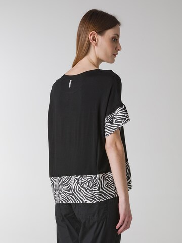 DEHA Shirt in Black