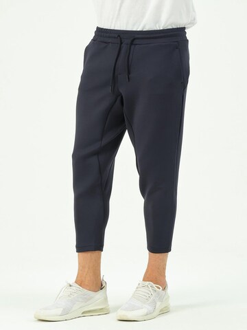C&City Tapered Trousers in Blue